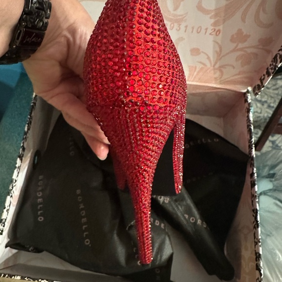 Red sequined high heels - Picture 5 of 14